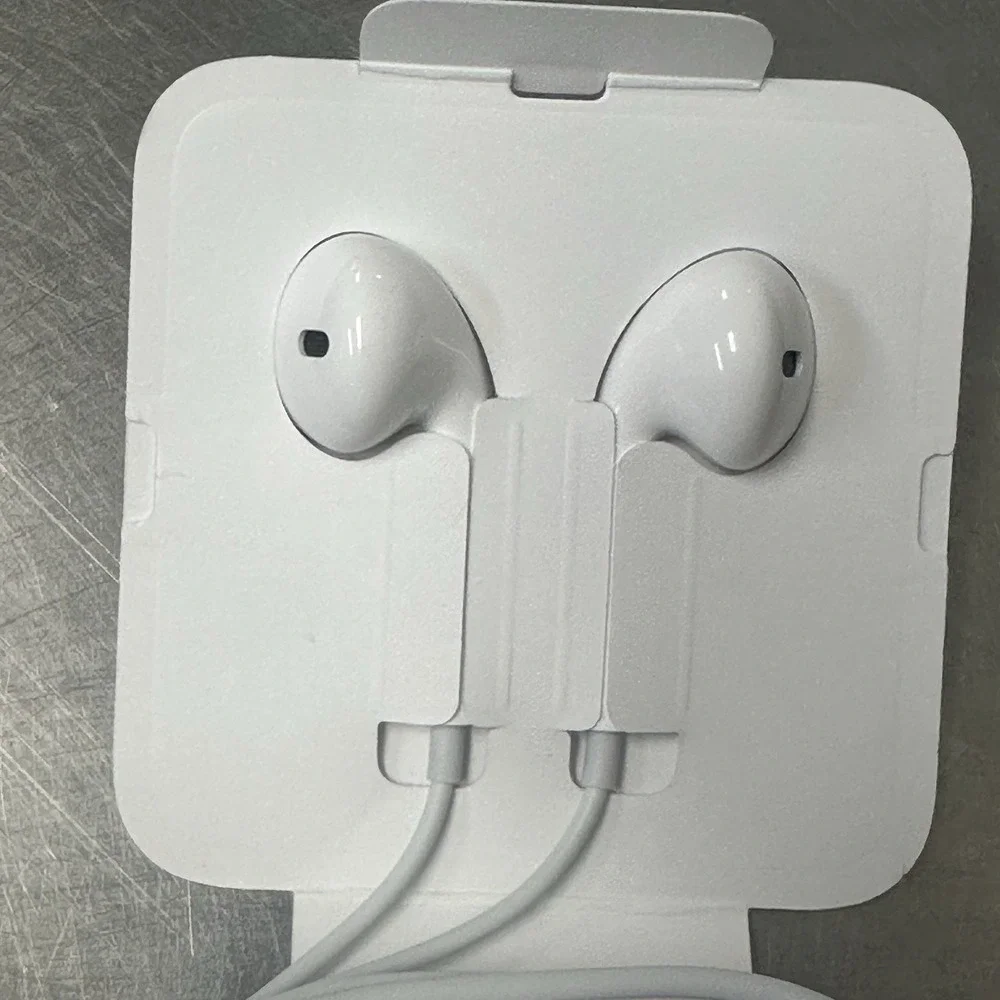 Apple EarPods Earbuds White Lightning Wired Corded Headphones for iPhone